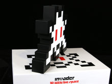 Charger l'image dans la galerie, INVADER Little Big Space 3D - Vinyl Sculpture