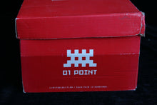 Charger l'image dans la galerie, INVADER 1 Point shoes Red 46 - Hand Signed