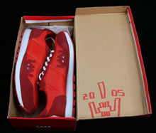 Charger l'image dans la galerie, INVADER 1 Point shoes Red 46 - Hand Signed