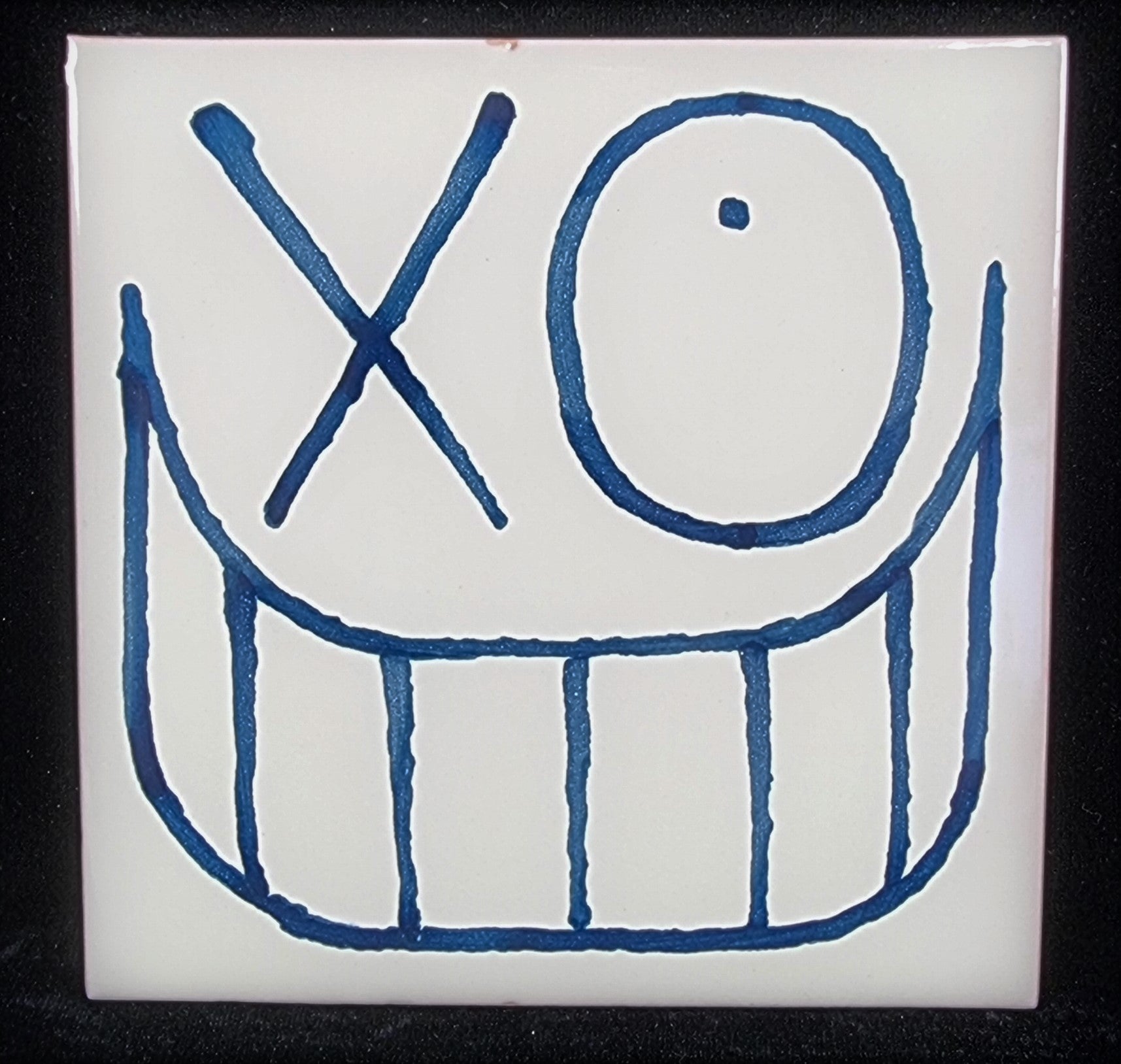 ANDRE SARAIVA Mr A Azul - Ceramic tile – Galerie Mona Lis'Art