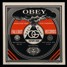 Charger l&#39;image dans la galerie, SHEPARD FAIREY Isotop Soap 2014 - Signed Screenprint
