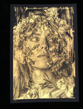 Charger l&#39;image dans la galerie, SNIK Overcome - mini screenprint on black paper
