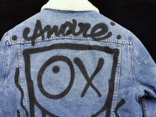 Charger l&#39;image dans la galerie, ANDRE SARAIVA Painting on Jeans Jacket - signed original
