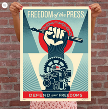 Charger l'image dans la galerie, SHEPARD FAIREY Defend Freedom Of The Press 2026 - Signed Screenprint
