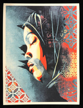Charger l&#39;image dans la galerie, SHEPARD FAIREY Meditation Woman 2025 - Signed Screenprint
