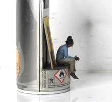 Charger l&#39;image dans la galerie, PERANONIMO Basquiat - signed sculpture on spraycan
