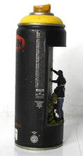 Charger l&#39;image dans la galerie, PERANONIMO Two Writers - signed sculpture on spraycan
