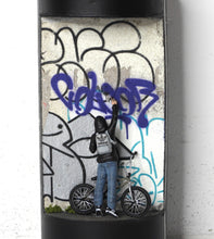 Charger l&#39;image dans la galerie, PERANONIMO BMX - signed sculpture on spraycan
