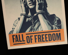 Charger l'image dans la galerie, SHEPARD FAIREY Fall Of Freedom - It Can't Happen Here 2026 - Signed Offset Lithograph
