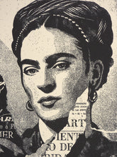 Charger l'image dans la galerie, SHEPARD FAIREY The Woman Who Defeated Pain (Frida Kahlo) - SIGNED Letterpress
