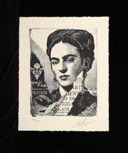Charger l'image dans la galerie, SHEPARD FAIREY The Woman Who Defeated Pain (Frida Kahlo) - SIGNED Letterpress
