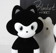 Load image into Gallery viewer, TIDE Blanket - art toy signed
