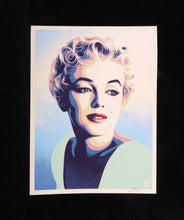 Charger l'image dans la galerie, SHEPARD FAIREY Marilyn Sunset 2026 - Signed Screenprint
