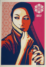 Charger l'image dans la galerie, SHEPARD FAIREY Commanda Fuchsia 2026 - Signed Screenprint
