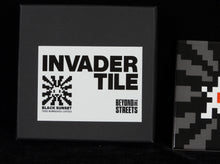 Load image into Gallery viewer, INVADER Black Sunset Tile - sculpture CERAMIQUE
