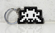 Charger l'image dans la galerie, INVADER Black &amp; White Beyond The Street 2026 - Keychain
