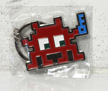 Charger l'image dans la galerie, INVADER Blue Key Beyond The Street 2026 - Keychain

