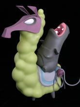 Charger l&#39;image dans la galerie, COARSE The Collector Night Hunter GID - art toy
