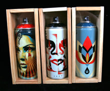 Charger l&#39;image dans la galerie, SHEPARD FAIREY Montana Colors Spraycan set - Signed with Box
