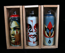 Charger l&#39;image dans la galerie, SHEPARD FAIREY Montana Colors Spraycan set - Signed with Box

