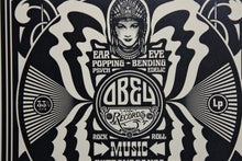 Charger l&#39;image dans la galerie, SHEPARD FAIREY Party At Moontower 2011 - Ear Popping - Signed Screenprint
