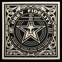 Charger l&#39;image dans la galerie, SHEPARD FAIREY Party At Moontower 2011 - Propaganda Series - Signed Screenprint
