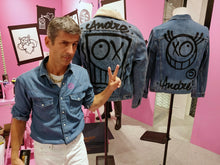 Charger l&#39;image dans la galerie, ANDRE SARAIVA Painting on Jeans Jacket - signed original
