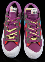 Charger l&#39;image dans la galerie, KAWS x NIKE x SACAI Blazer Low Purple taille 45 size 11- shoes
