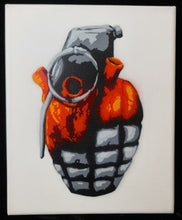Charger l&#39;image dans la galerie, MARTIN WHATSON Heart Grenade 2013 - Painting on canvas
