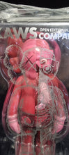 Charger l&#39;image dans la galerie, KAWS Companion Flayed Blush - art toy still sealed
