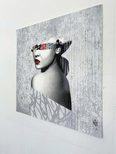 Charger l&#39;image dans la galerie, HUSH Le Buste 2 Silver - screenprint

